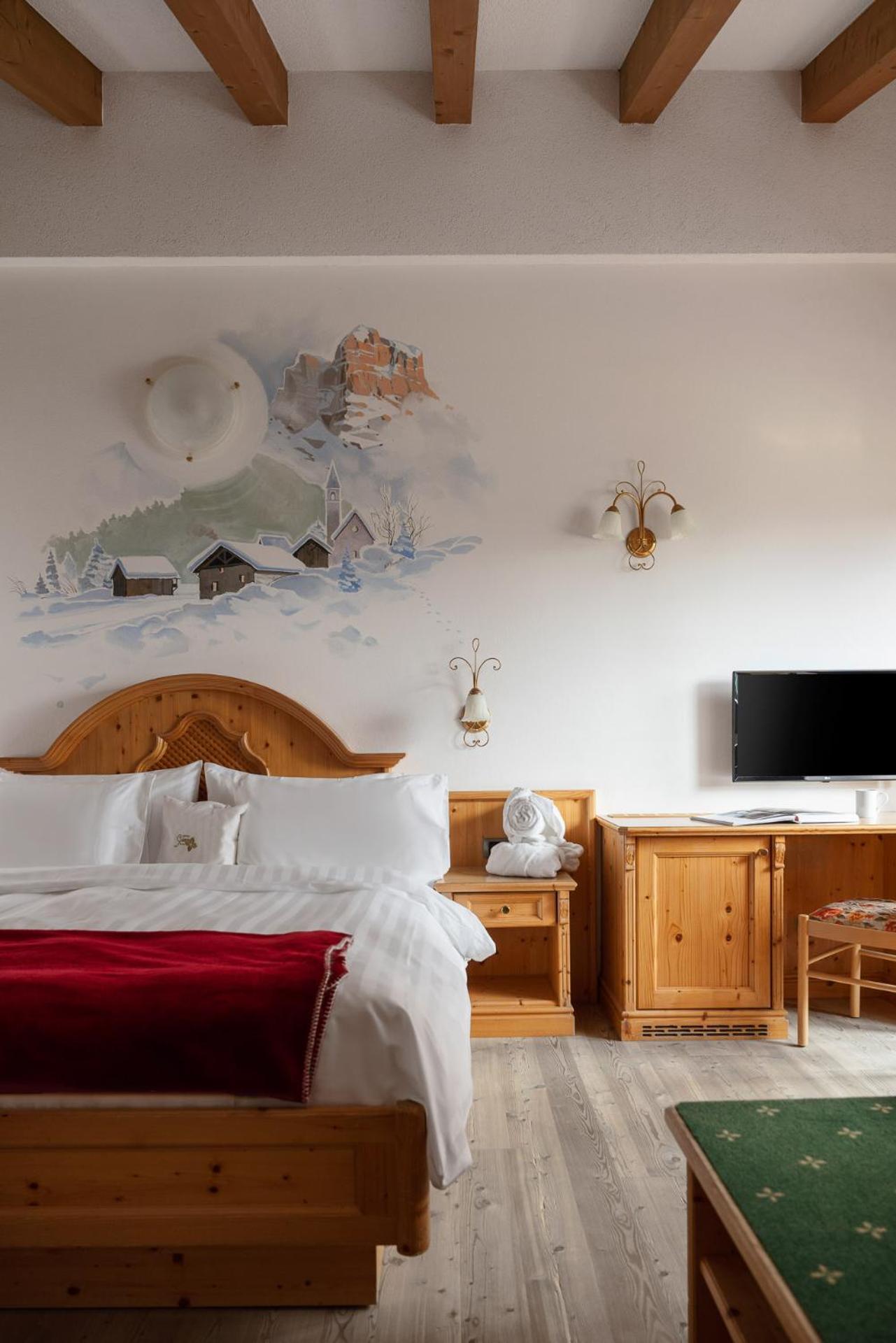 Junior Suite,1542266170:JPEG